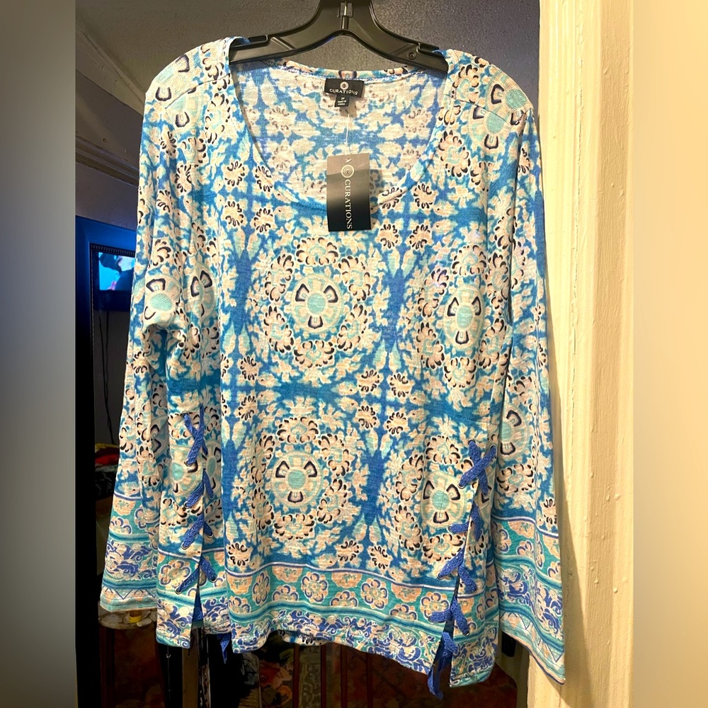 Printed "Curations" blouse